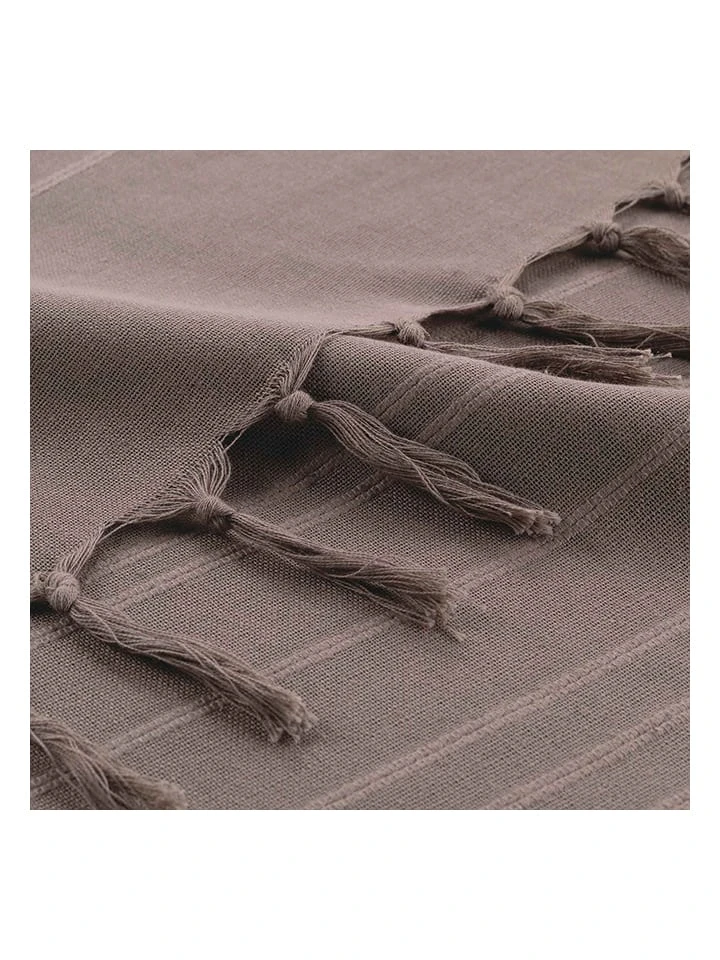 Überwurf "Lilia" in Taupe Überwurf "Lilia" In Taupe -Heimtextil Geschäft douceur dinterieur uberwurf lilia in taupe 3
